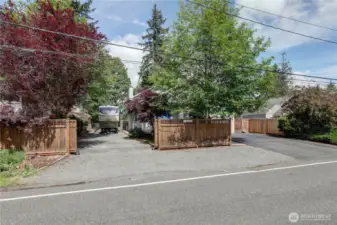 Fully fenced RV area