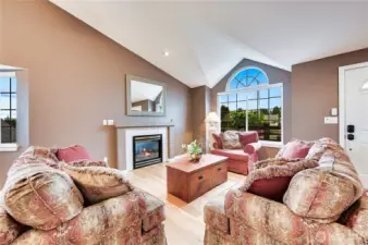 This is a beautiful room!