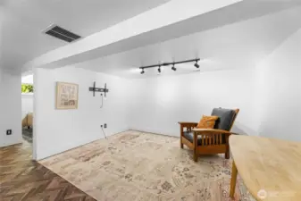 Lower Living space