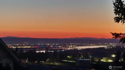 Sunset view of the city from the balcony!