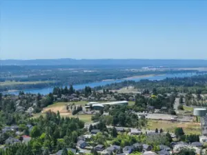One more look at the 180 degree views of the CITY & RIVER!