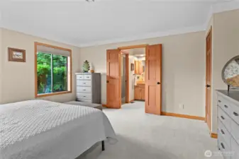 This large primary bedroom has a very spacious en-suite, and walk in closet.