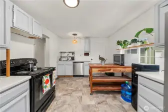 Nice sized kitchen