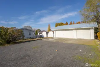 RV, boats, trailers. You have room for any of them.