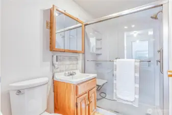 Main floor bath