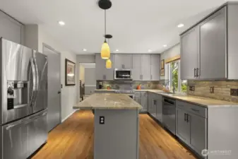 This modern, updated kitchen is guaranteed to make you swoon!