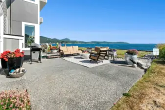 Step outside to your private patio and soak in the sounds of the sea.