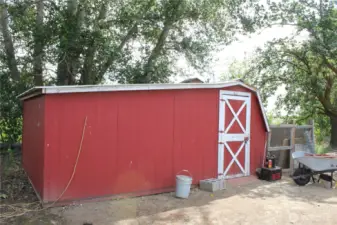 Storage shed