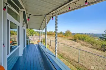 Expansive territorial views.