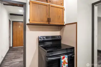 This is the wall that has the potential to remove and open up the space.