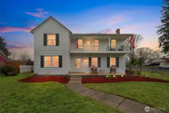 Classic home nestled on 1/3 of an acre on a corner lot and fully fenced. Location is close to everything! Bring your RV, boat, chickens or whatever you like, no HOA's.