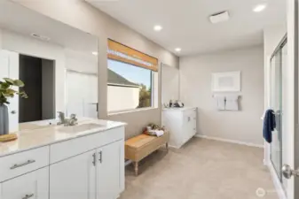 SEPERATE VANiTY SiNKS!Photos are of model home of the same plan and may reflect different colors and options.