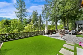 Truly one of the nicest places in The Glen!