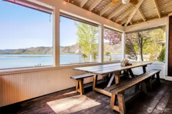 Screened in Veranda with Seating and Views