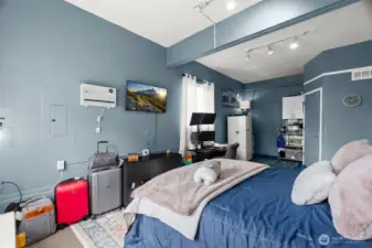 Another view of the room in garage. Separate heat system