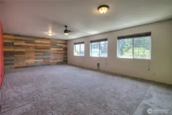 Can you say large flex space??
