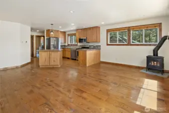 Bedrooms and bath of the kitchen