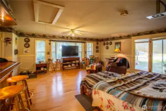 family/recreation room bay window, French doors leading outside