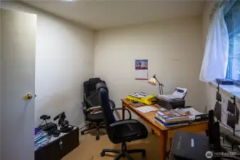 office/bonus rm