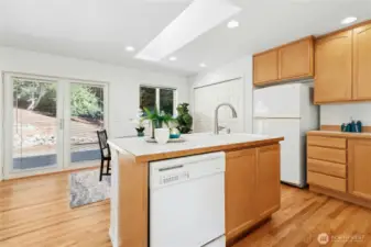 kitchen walks out to the large backyard