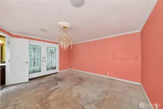 Primary ensuite with walk-in closet