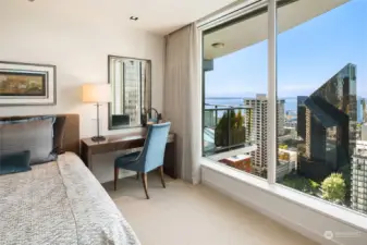 econd Master Bedroom Ensuite with fabulous views of the Sound, Mountains and City.
