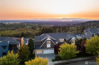 Welcome to the Astounding View Home in Lakemont