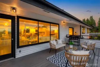 Entertainment Trex deck