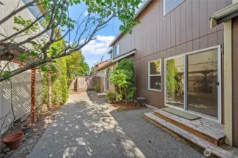 Great low maintenance space outside