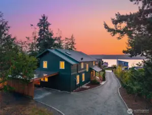 West facing home enjoys views of Saratoga Passage, the Olympic Mountains and looking North over the Greenbank Farm!