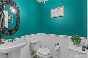 Downstairs guest bath