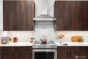 Photos are for illustrative purposes only & may  depict a different floor plan, finishes, or features than the actual home for sale. Actual layout & specifications vary.