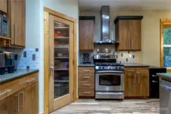Kitchen with Pantry & ample storage
