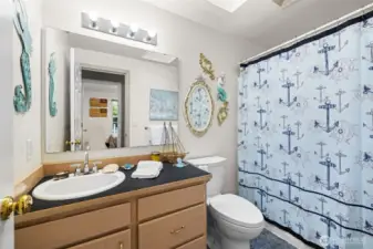 Main full bathroom.