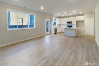 Pictures are from a previously built Penrose plan in the community and may display upgrades that are no longer available.