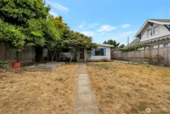 Front gate in towards house