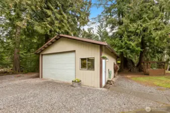 Before he head inside...detached shop with media/entertain room