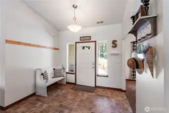 Large entry to hang your coat and take off your shoes after a long day.
