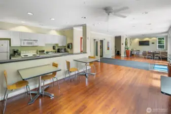 Clubhouse has free Wifi, great area to work from home!