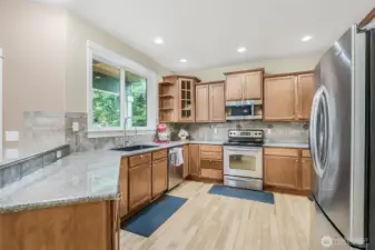 Beautiful kitchen with all appliances included