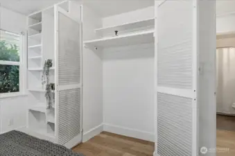 Bedroom, Closet