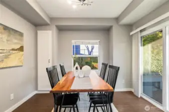 Additional dining room with with sliding doors to the backyard.