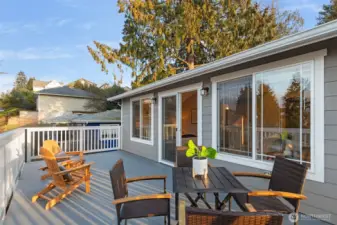 Awesome top floor deck has great light and vistas.