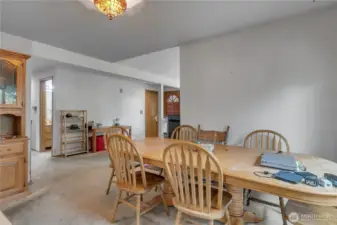 Dining to great room