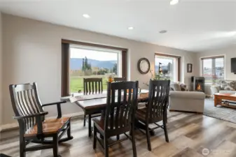 Imagine family dinners with that view in the background...