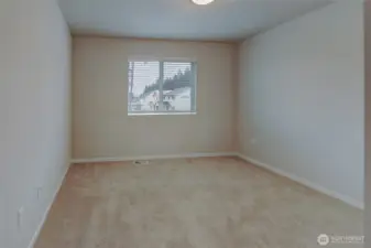 Photos of a previously built Rainier plan. SOme upgrades may appear that are no longer available.