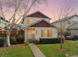 Welcome home to this well maintained 1,720 sq ft, 3 bed, 2.5  bath patio style home in the popular community of Bridlewood