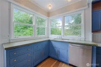 Kitchen corner views