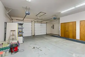 Attached Garage