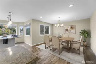 Dinning Room Virtually Staged